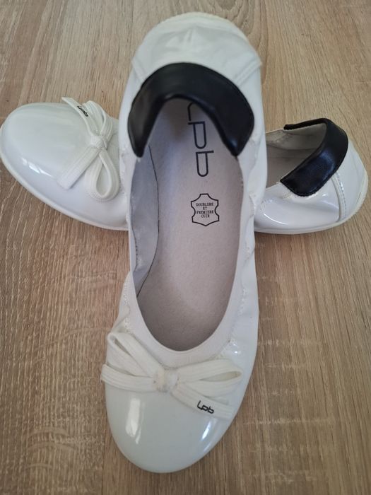 Дамски обувки - балерини