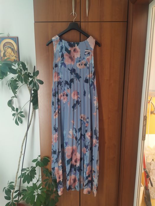 Дамска ефирна рокля соле