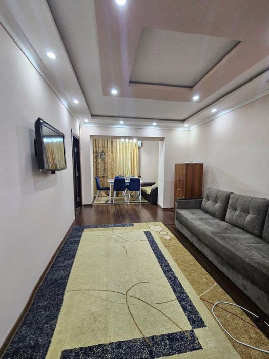 2/2/5 55м2 Буз 2 , 49-я школа , Ялангач .