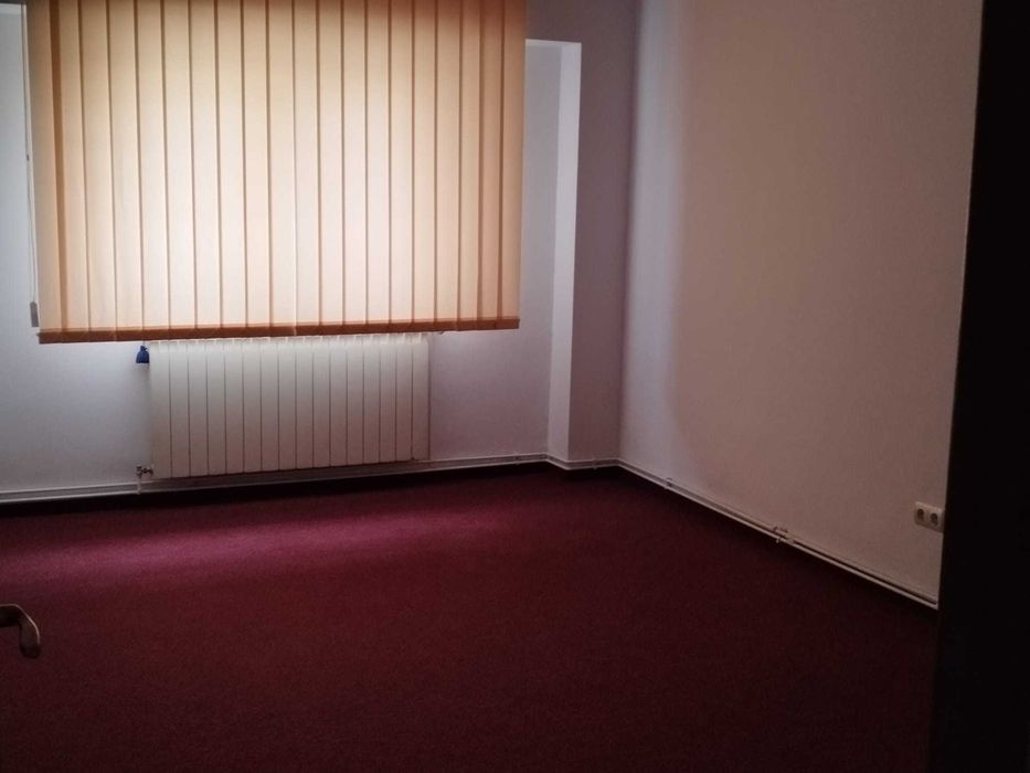 de vânzare apartament la parter situat în Baia Mare la intersectia bulevard Regele Mihai I și strada Cosmonauților