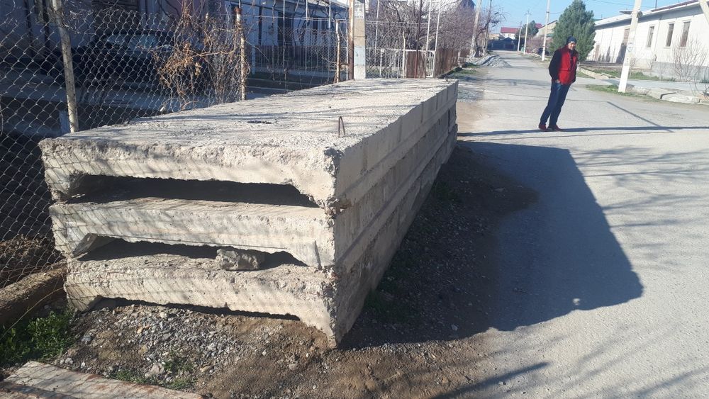 Плита строительная хорошим состояния продам срочно