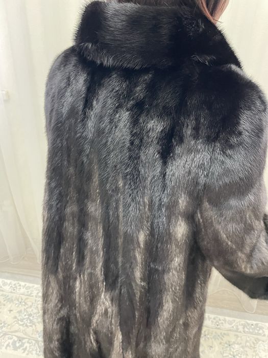 Продам новую шубу