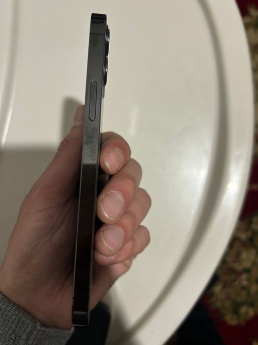 Продам IPhone айфон 12 pro