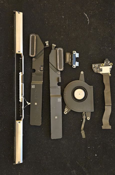 Dezmembrez Apple MacBook Air Retina A2179 EMC 3302 i5 ssd 256Gb 8Gb RA