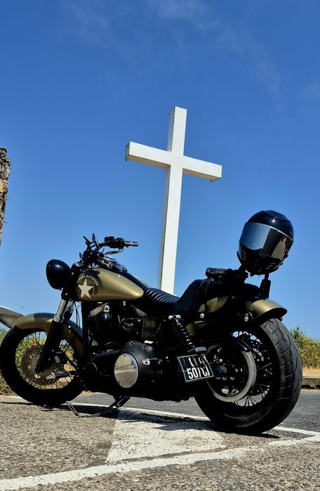 Vând Urgent !!! Harley-Davidson Dyna Street Bob FXD