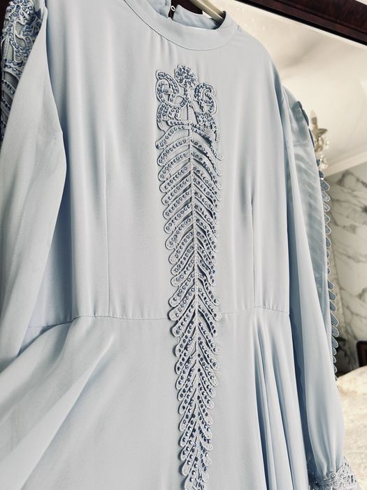 В идеальном состоянии женское платье