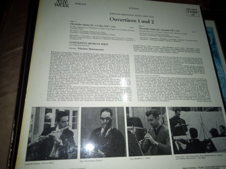 de  vanzare   set  de  bachelit  clasic !!!