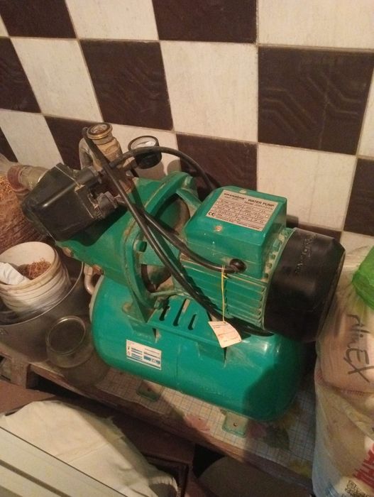 насос  водяной отлично работает