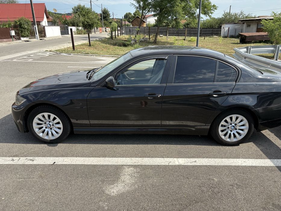 Bmw seria 3 facelift /143 cp