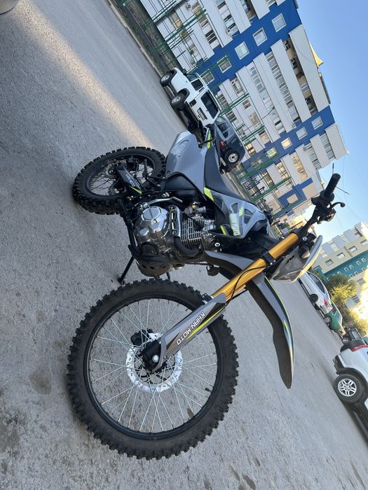 Продам мотоцикал khan 300кб