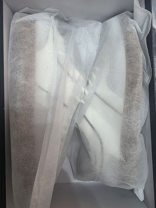 Продам кроссовки новые 45 размер