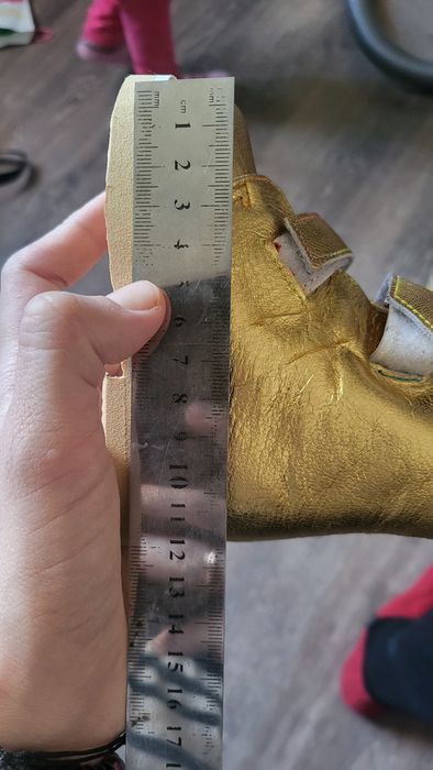 Зимние сапоги для малыша