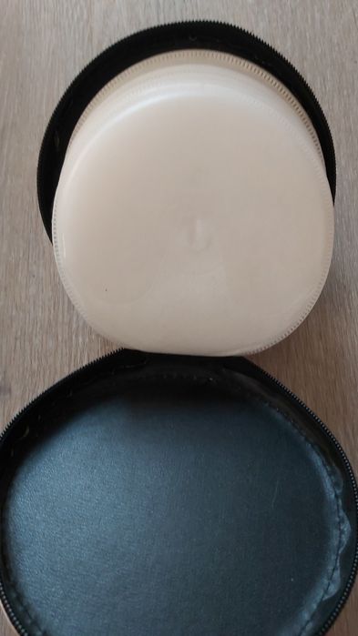 Бокс- органайзер  для  CD дисков