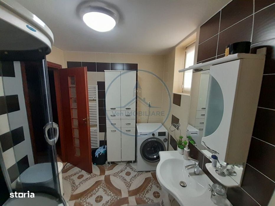 Apartament 3 camere DECOMANDAT, zona SENS