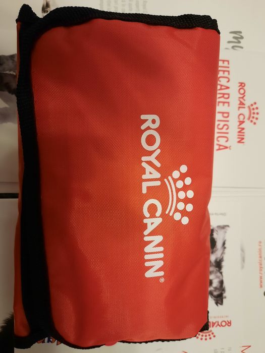 Trusă medicală de prim ajutor pentru pisici Royal Canin