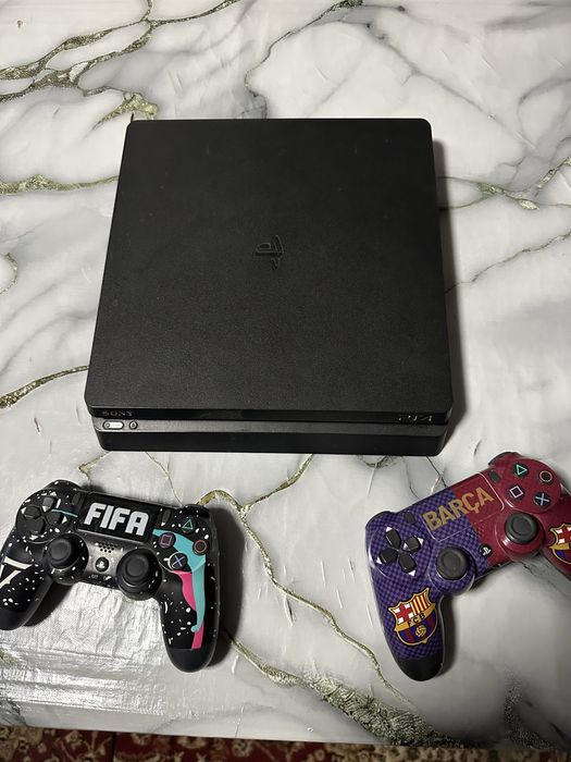 Плэйстейшн 4 слим