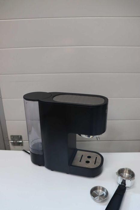 Кафемашина Cecotec Cafelizzia Fast Express, 1350 W, термоблок, ForceAroma 20 бара