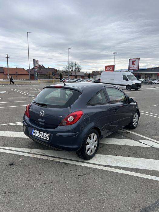 Vand opel corsa D URGENT !!