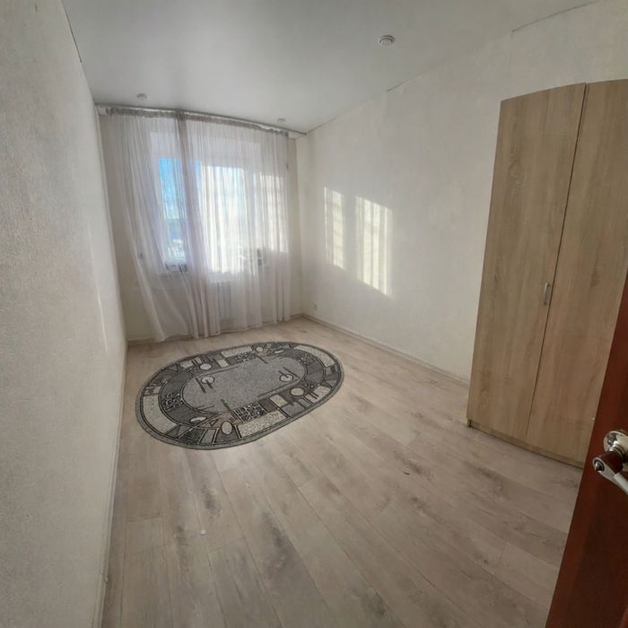 Продается 4 комнатная квартира!