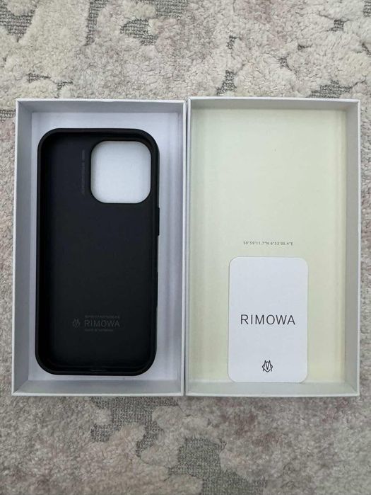 Husa Rimowa iPhone 16 Pro