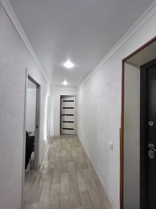 Продам 3 комнатную Свечка 6 микрорайон