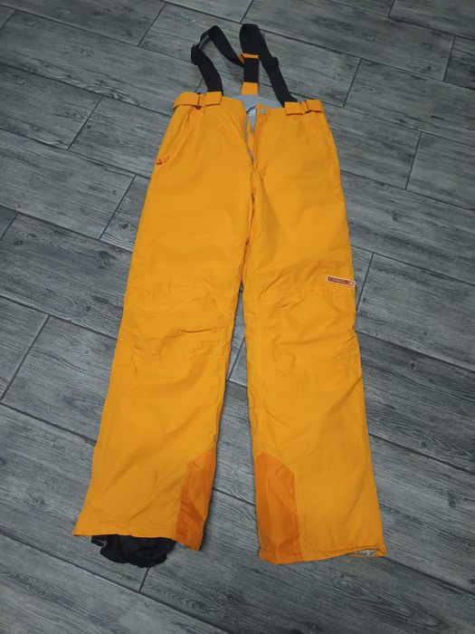 Salopeta ski ,pantaloni zăpadă