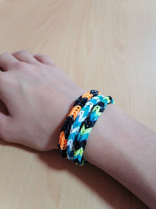 Браслеты из резинок