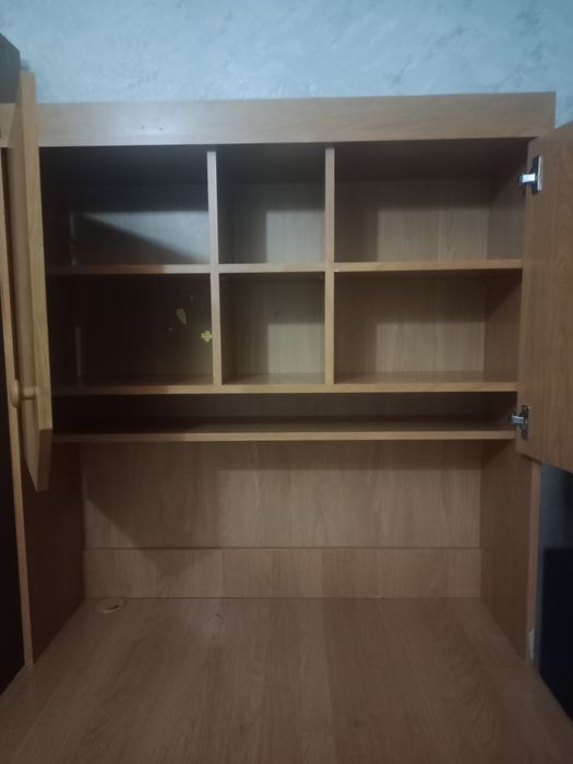 Продам шкаф распашной