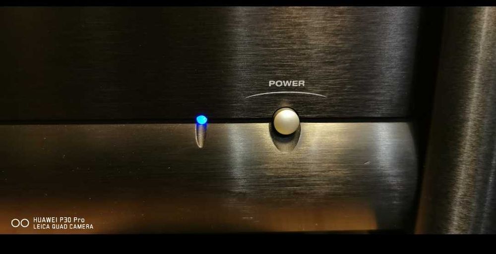 Amplificator High-End Anthem Statement P5, 5X325 Watt,S/N ratio 125 dB