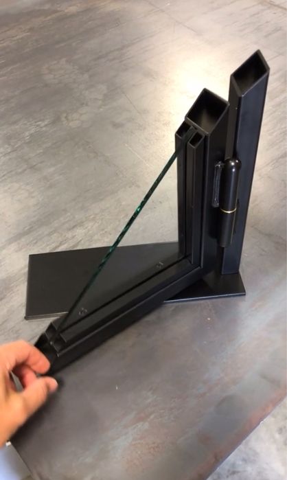 Окна и двери в стиле лофт Hi-Tech перегородки