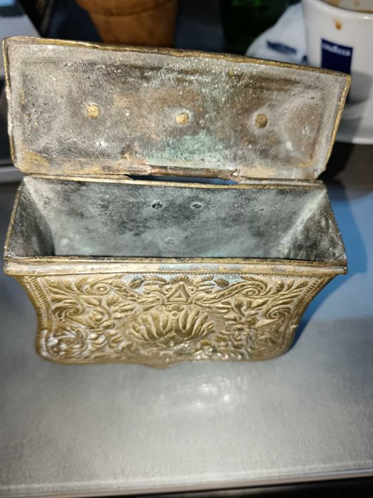 Продавам стар бронзов фишеклък