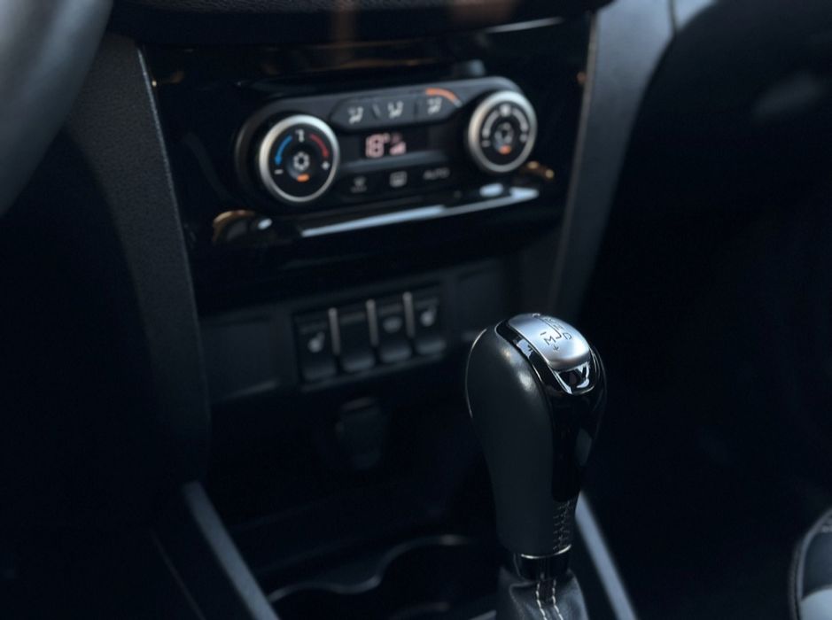 Лада храй кросс 2020/2021