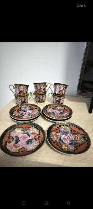 Seturi servicii cafea, aproape noi