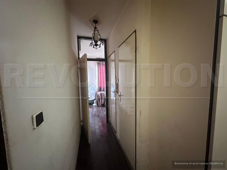 Продава се Едностаен апартамент в София, Дружба 2 - 45 кв.м за 1530 €/кв.м - Снимка #2