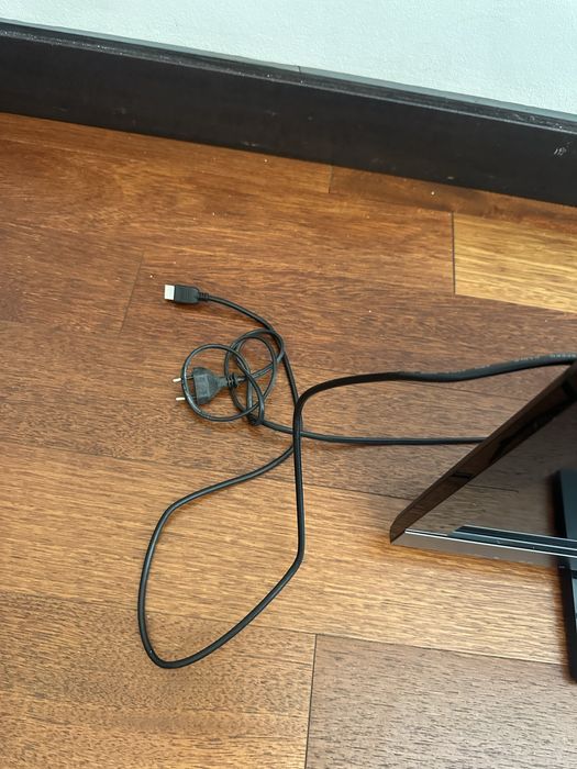 TV Sony bravia with remote