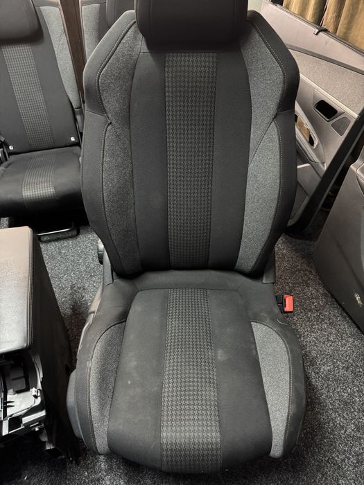 INTERIOR Peugeot 5008 3008 Canapele Fete de usi Banchete Cotiera