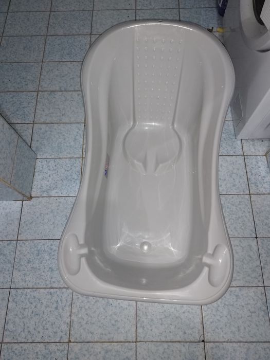 Cada pentru bebelusi