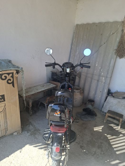 Скутер сатылады 80 000