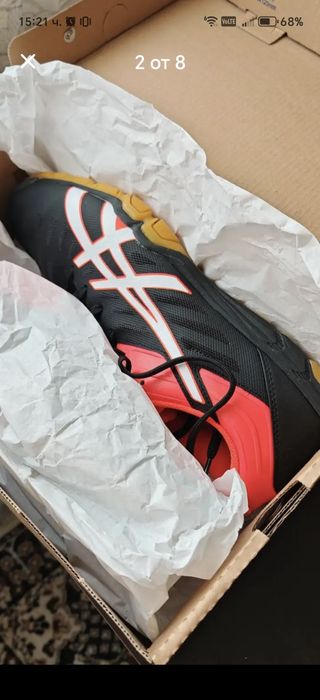 Продавам чисто нови спортни обувки,едни от най-красивите модели на Asi