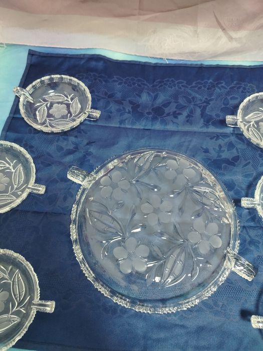 Нов кристален сервиз