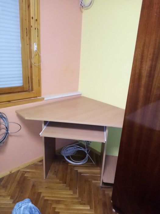 Бюро за компютър