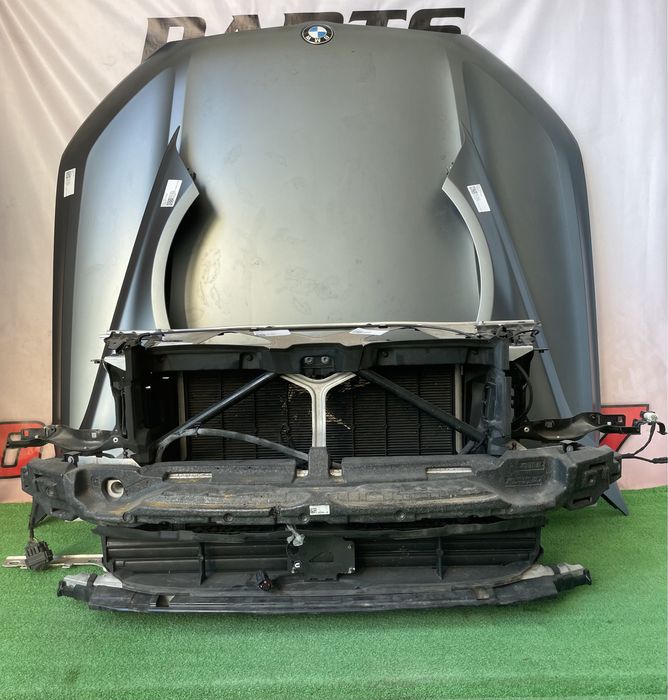 Bmw Seria 7 G11 G12 Facelift Fata completa Trager cu radiatoare Bara M