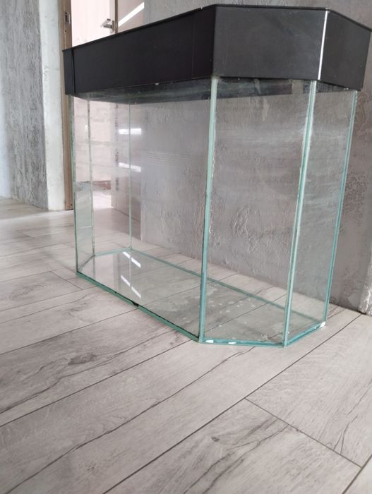 Продам аквариум 150л