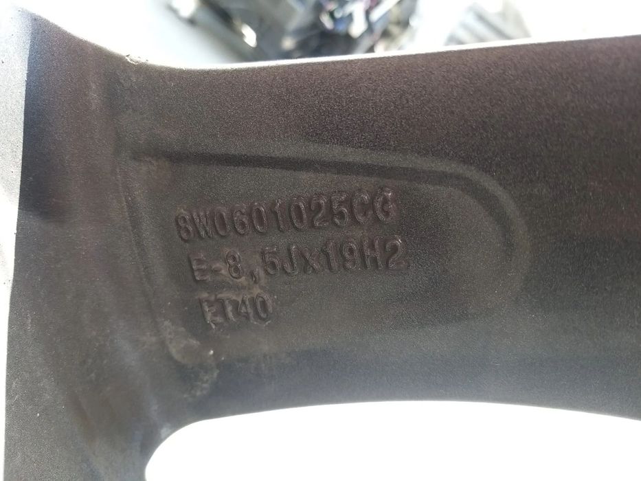 Janta aliaj r19 audi a4 b9 8w 8w0601025cg