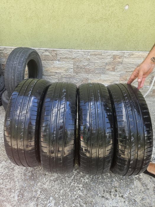 2 ръка Гуми За Продаване
