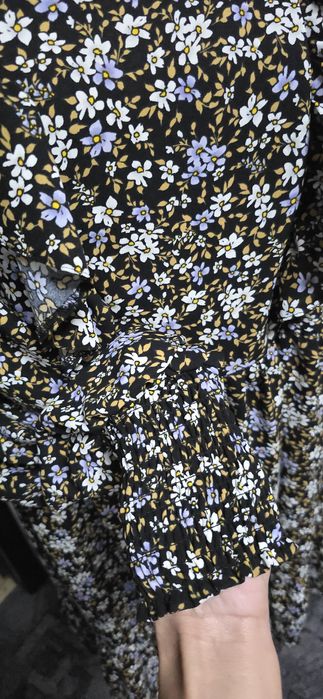 Rochie Primark florală – lejeră, feminină, super comodă