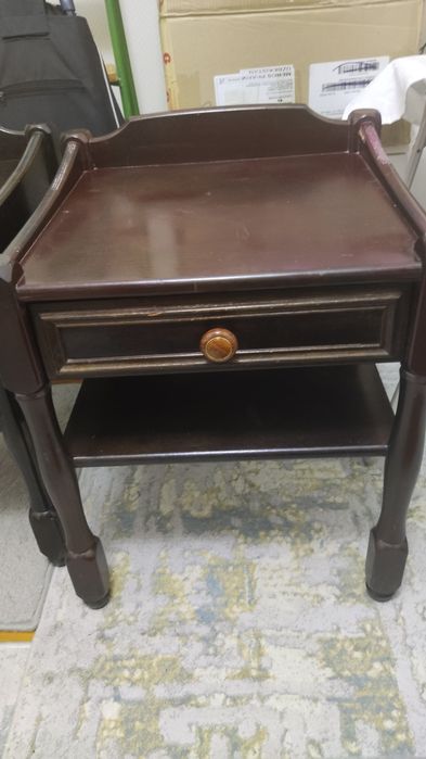 Тумбочки приколватные деревянные