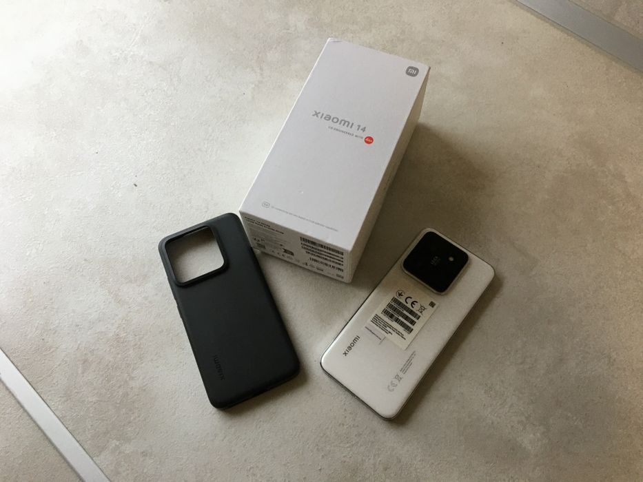 Xiaomi 14 512 GB 12 + 12 Ram White пълен комплект остатъчна гаранция