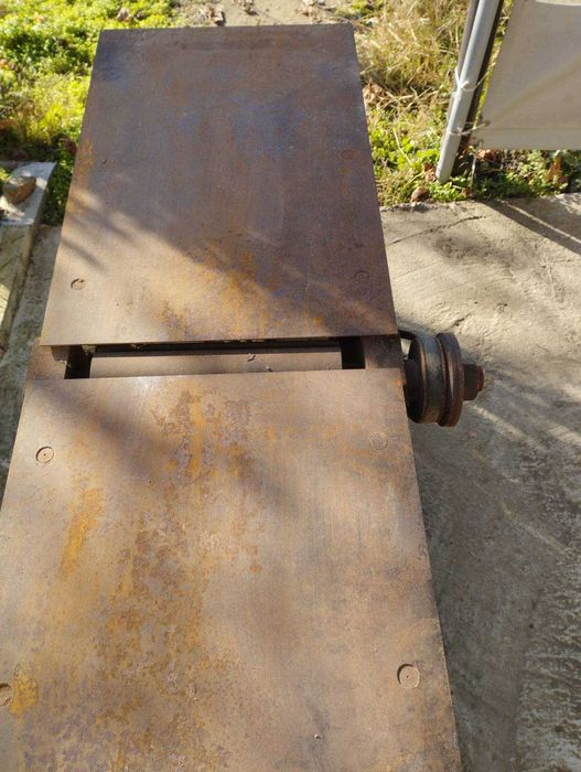 Продавам абрихт с циркуляр втора употреба.