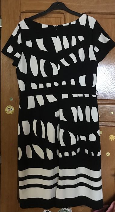 Rochie Sense Alb Negru